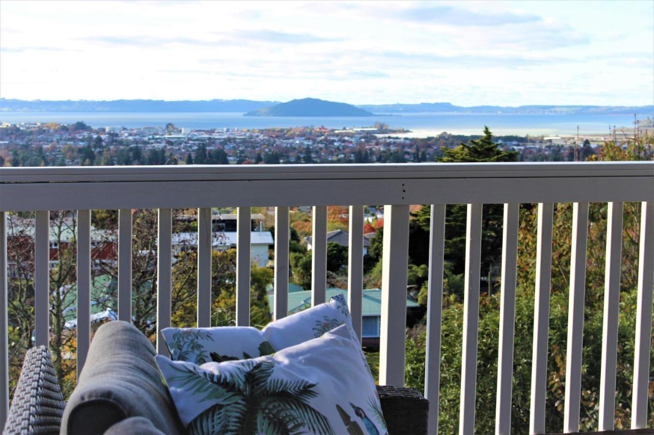 Serenity Views Rotorua Exterior photo