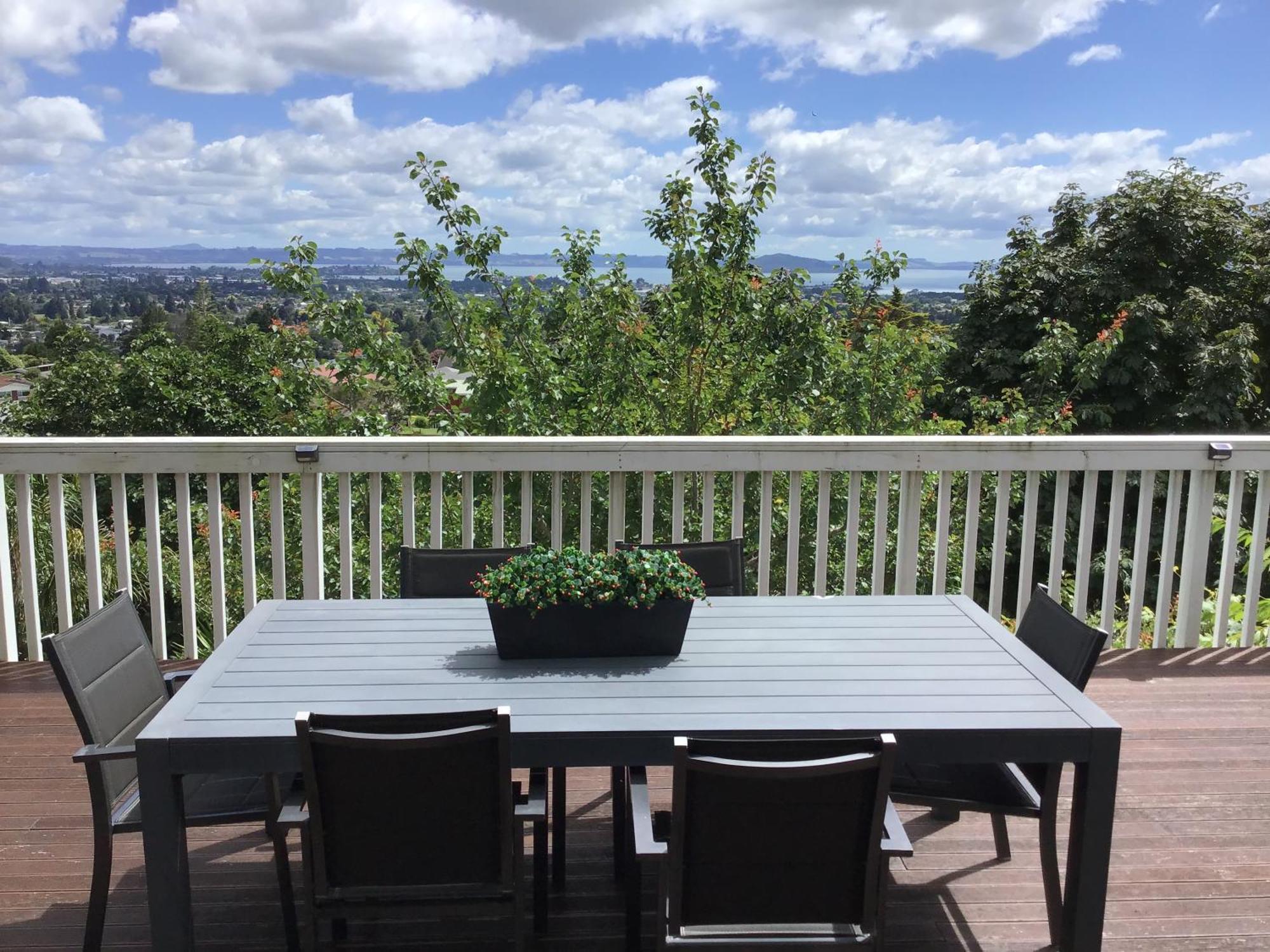 Serenity Views Rotorua Exterior photo