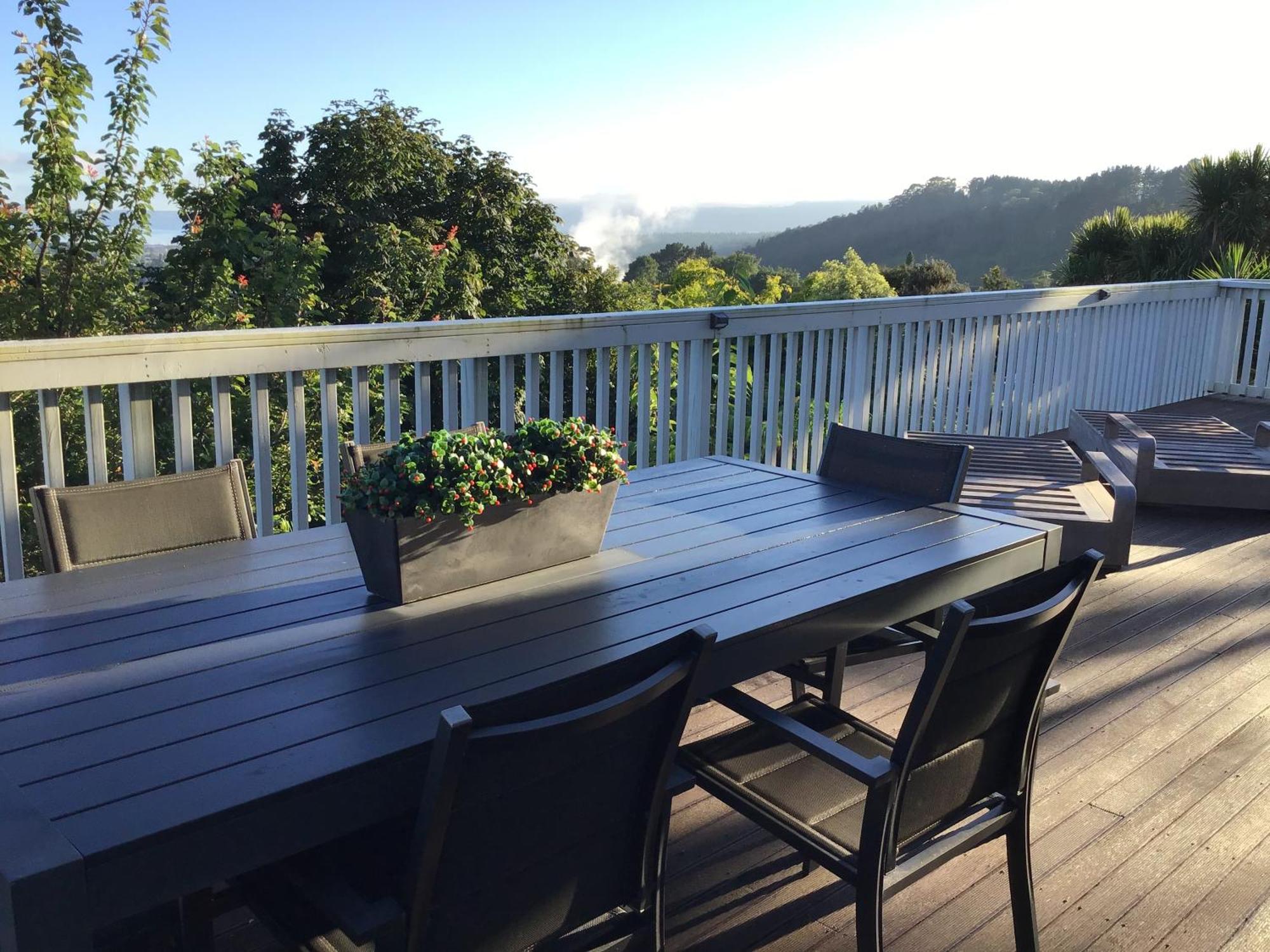 Serenity Views Rotorua Exterior photo